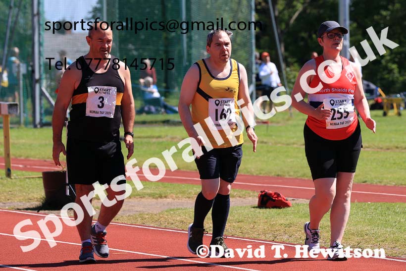 Mens and Womens 2000 metres walk, 2024 NE Masters Track and Field Champs., Monkton Stadium, Jarrow.  Photo: David T. Hewitson/Sports for All Pics